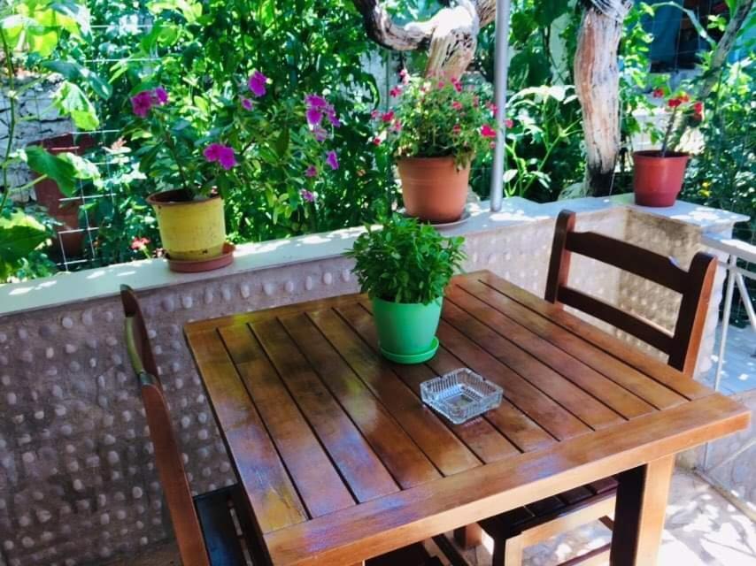 Relaxation Place Otel Himarë Dış mekan fotoğraf